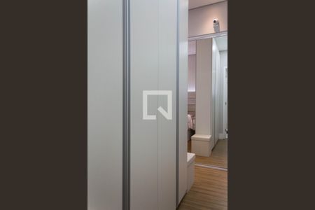 Apartamento à venda com 94m², 3 quartos e 2 vagas Apartamento à venda com 94m², 3 quartos e 2 vagasCloset da Suíte 1