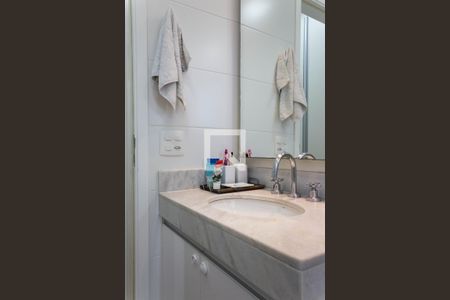 Apartamento à venda com 94m², 3 quartos e 2 vagas Apartamento à venda com 94m², 3 quartos e 2 vagasBanheiro da Suíte 1