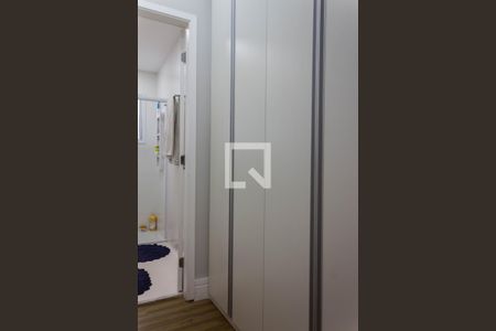 Apartamento à venda com 94m², 3 quartos e 2 vagas Apartamento à venda com 94m², 3 quartos e 2 vagasCloset da Suíte 1