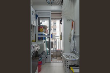 Apartamento à venda com 94m², 3 quartos e 2 vagas Apartamento à venda com 94m², 3 quartos e 2 vagasÁrea de Serviço