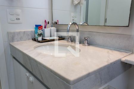 Apartamento à venda com 94m², 3 quartos e 2 vagas Apartamento à venda com 94m², 3 quartos e 2 vagasBanheiro da Suíte 1