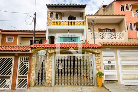 Casa à venda com 380m², 3 quartos e 6 vagasFachada