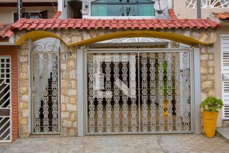 Casa à venda com 380m², 3 quartos e 6 vagasFachada