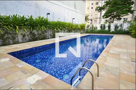Apartamento à venda com 34m², 2 quartos e sem vagaÁrea comum - Piscina