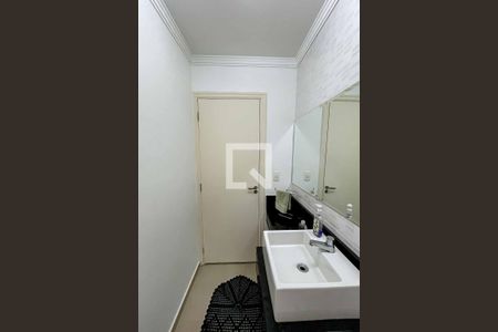 Casa à venda com 156m², 3 quartos e 4 vagasLavabo