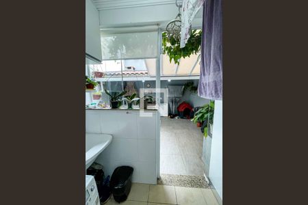 Casa à venda com 156m², 3 quartos e 4 vagasÁrea de Serviço