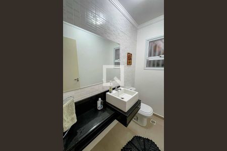 Casa à venda com 156m², 3 quartos e 4 vagasLavabo