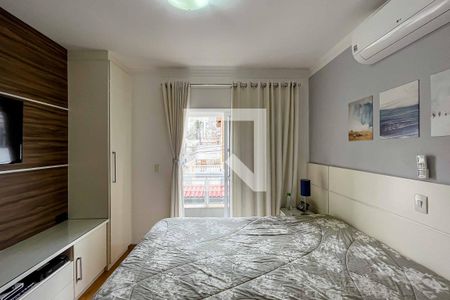 Casa à venda com 156m², 3 quartos e 4 vagasSuíte