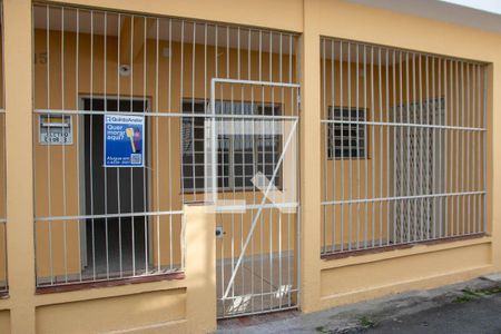 Casa para alugar com 59m², 1 quarto e sem vaga Casa para alugar com 59m², 1 quarto e sem vagaFachada