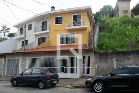 Casa à venda com 195m², 3 quartos e 5 vagasFachada