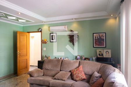 Sala de casa à venda com 3 quartos, 195m² em Chora Menino, São Paulo