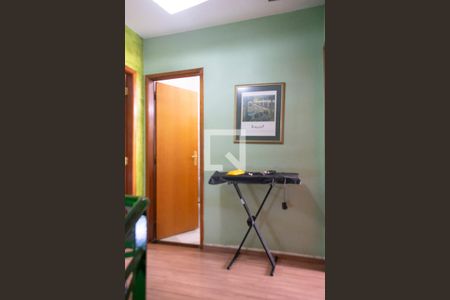 Casa à venda com 195m², 3 quartos e 5 vagasHall