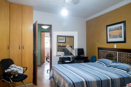 Casa à venda com 195m², 3 quartos e 5 vagasQuarto 3 suite