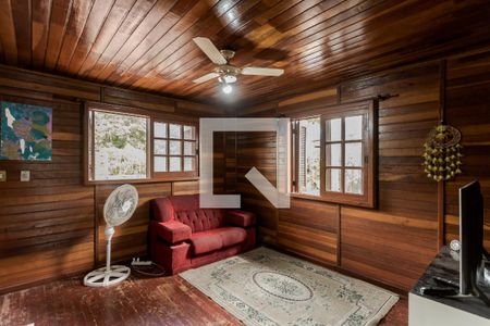 Sala de casa à venda com 2 quartos, 120m² em Jardim São Pedro, Porto Alegre