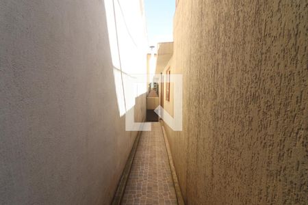 Casa à venda com 100m², 3 quartos e 2 vagasQuintal 