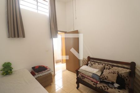 Casa à venda com 100m², 3 quartos e 2 vagasQuarto 2 