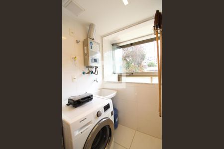 Apartamento para alugar com 60m², 2 quartos e 1 vagaÁrea de Serviço