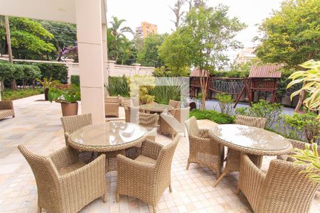 Apartamento à venda com 283m², 3 quartos e 4 vagasÁrea externa