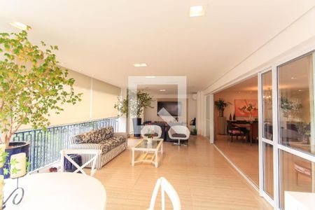 Apartamento à venda com 283m², 3 quartos e 4 vagasVaranda