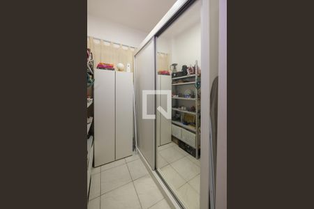 Apartamento para alugar com 90m², 2 quartos e sem vagaDespensa
