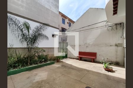 Apartamento para alugar com 90m², 2 quartos e sem vagaÁrea comum
