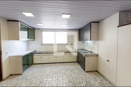 Apartamento à venda com 600m², 4 quartos e 2 vagasCozinha