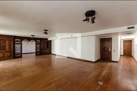 Sala de apartamento à venda com 4 quartos, 600m² em Ingá, Niterói