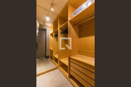 Apartamento à venda com 70m², 1 quarto e 1 vagaSuíte