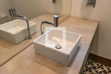 Apartamento à venda com 70m², 1 quarto e 1 vagaDetalhe do Banheiro da Suíte