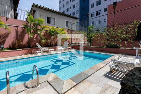 Apartamento à venda com 75m², 1 quarto e 2 vagas Apartamento à venda com 75m², 1 quarto e 2 vagasÁrea comum - Piscina