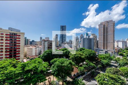 Apartamento para alugar com 140m², 3 quartos e 2 vagas Apartamento para alugar com 140m², 3 quartos e 2 vagasVista