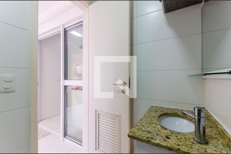 Apartamento para alugar com 140m², 3 quartos e 2 vagas Apartamento para alugar com 140m², 3 quartos e 2 vagasBanheiro de serviiço
