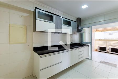 Apartamento para alugar com 140m², 3 quartos e 2 vagas Apartamento para alugar com 140m², 3 quartos e 2 vagasCozinha