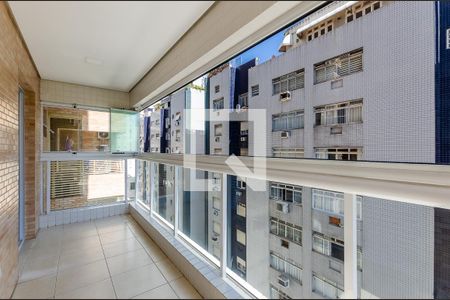 Apartamento para alugar com 140m², 3 quartos e 2 vagas Apartamento para alugar com 140m², 3 quartos e 2 vagasVaranda