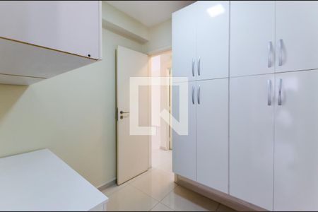 Quarto de serviço / home office de apartamento para alugar com 3 quartos, 140m² em Gonzaga, Santos