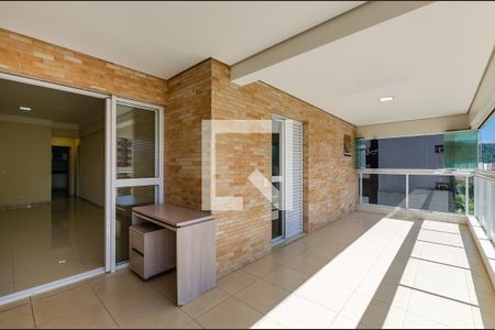 Apartamento para alugar com 140m², 3 quartos e 2 vagas Apartamento para alugar com 140m², 3 quartos e 2 vagasVaranda