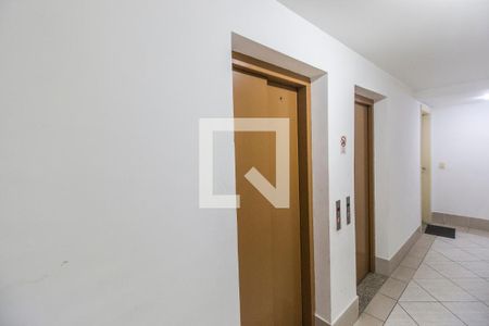 Apartamento à venda com 66m², 2 quartos e 1 vagaEntrada