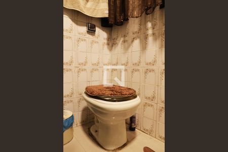 Studio para alugar com 36m², 1 quarto e sem vaga Studio para alugar com 36m², 1 quarto e sem vagaBanheiro