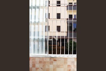 Varanda de kitnet/studio para alugar com 1 quarto, 36m² em Santa Ifigênia, São Paulo