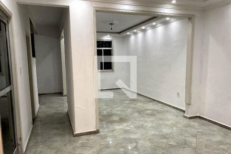 Sala de casa para alugar com 4 quartos, 210m² em Itatiaia, Duque de Caxias