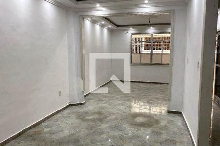Sala de casa para alugar com 4 quartos, 210m² em Itatiaia, Duque de Caxias