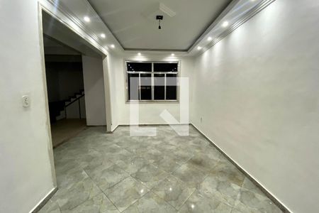 Sala de casa para alugar com 4 quartos, 210m² em Itatiaia, Duque de Caxias