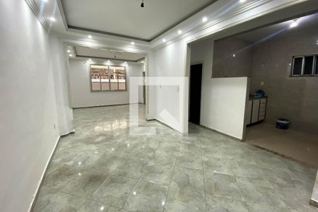 Sala de casa para alugar com 4 quartos, 210m² em Itatiaia, Duque de Caxias