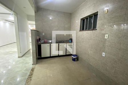 Cozinha de casa para alugar com 4 quartos, 210m² em Itatiaia, Duque de Caxias
