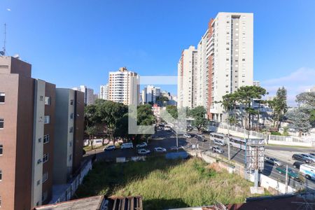 Vista do Quarto de apartamento para alugar com 1 quarto, 20m² em Água Verde, Curitiba