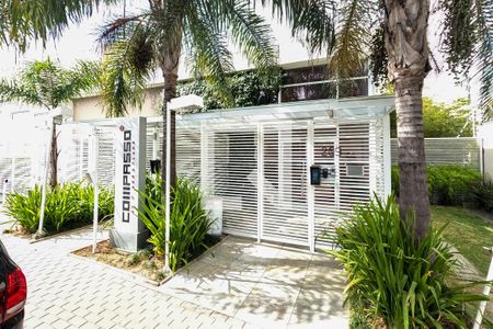 Apartamento à venda com 60m², 2 quartos e 1 vagafachada e portaria