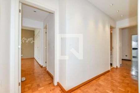 Apartamento à venda com 200m², 4 quartos e 2 vagasCorredor