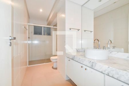 Apartamento à venda com 200m², 4 quartos e 2 vagasBanheiro Social
