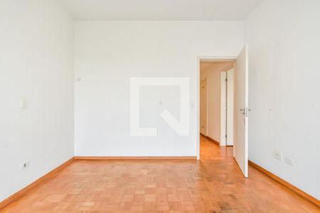 Apartamento à venda com 200m², 4 quartos e 2 vagasQuarto 2