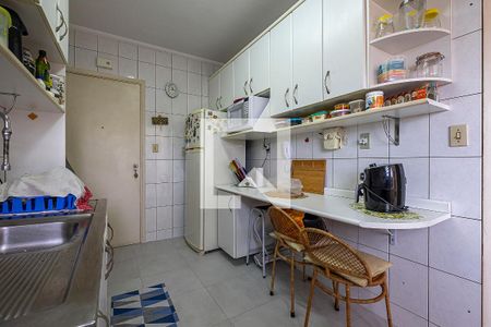 Apartamento para alugar com 90m², 2 quartos e 1 vaga Apartamento para alugar com 90m², 2 quartos e 1 vagaCozinha